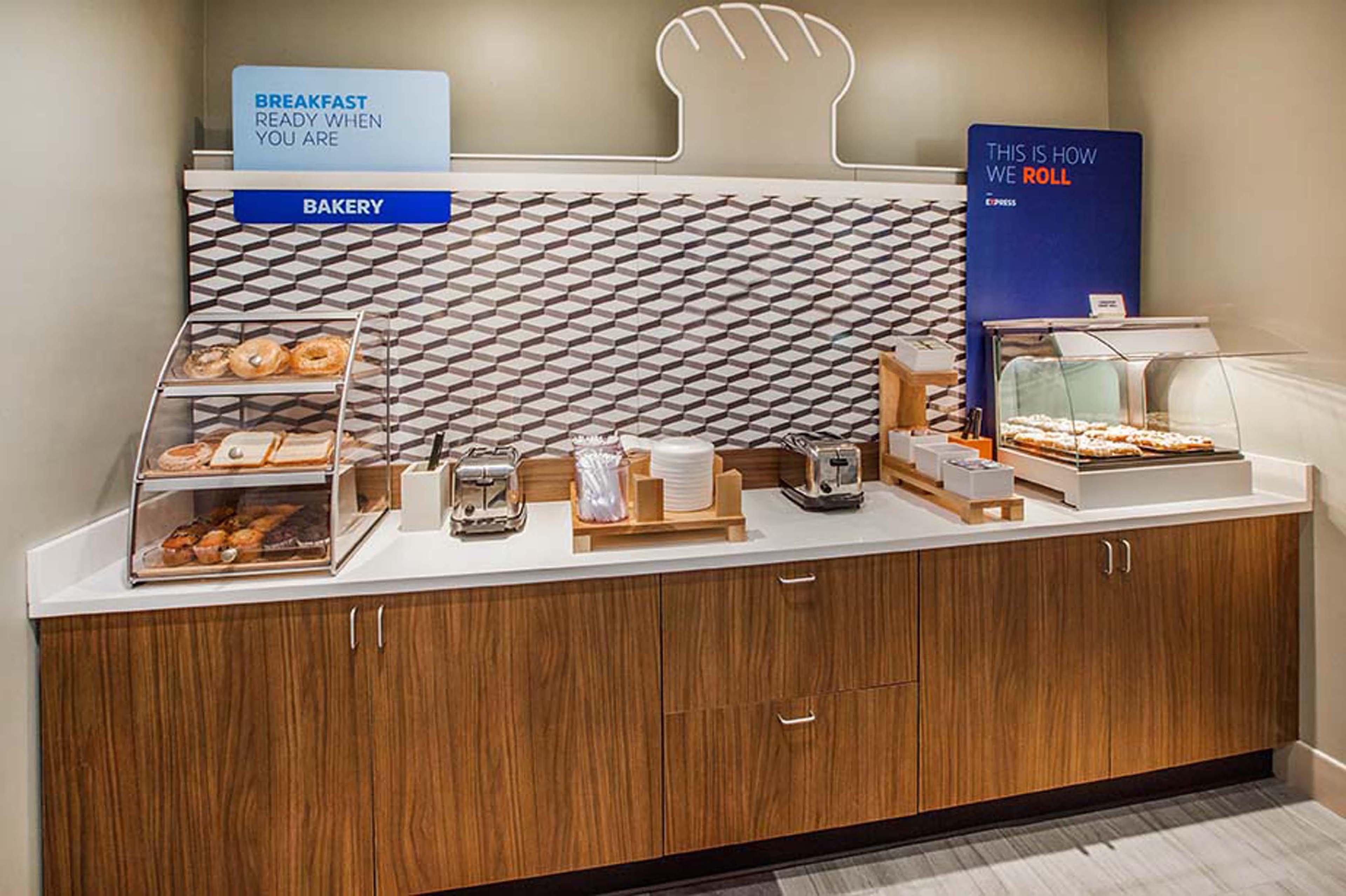 Holiday Inn Express Hotel & Suites Los Angeles Airport Hawthorne By Ihg Exterior foto